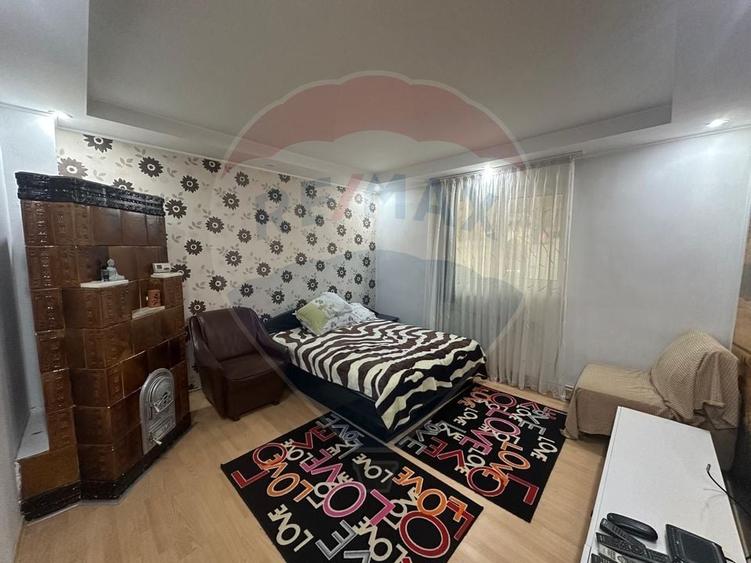 Casă individuală cu 6 camere cu Teren 1200 Mp în Afumați