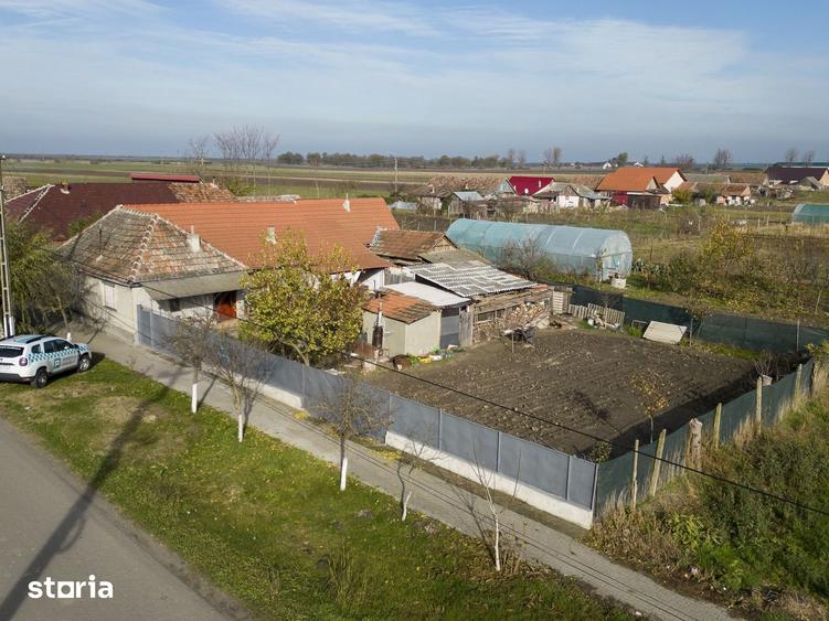 Casă cu 4 camere cu Teren 608 Mp în Șeitin