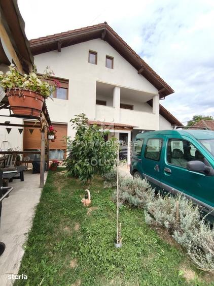 Casă cu 4 camere în Săsar