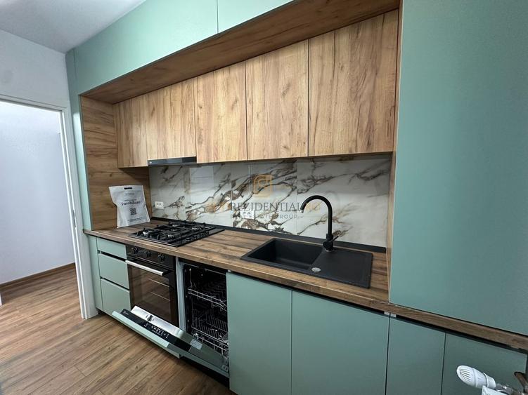 Apartament cu 3 camere semidecomandat, mobilat în Berceni