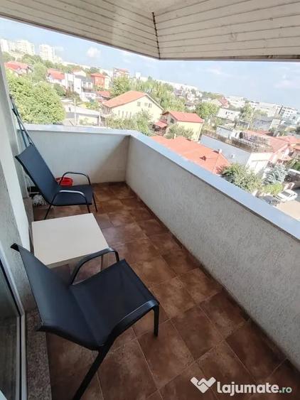 Apartament cu 2 camere decomandat în Titan