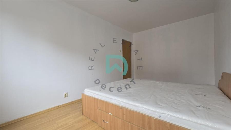 Apartament cu 2 camere decomandat în Răcădău