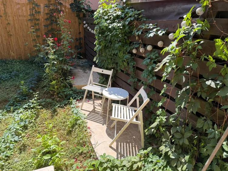 Casă cu 5 camere în Tunari