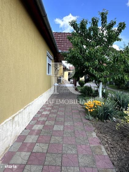 Casă cu 2 camere în Central