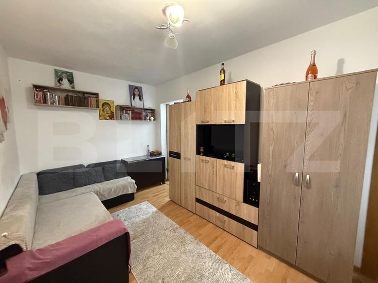 Apartament 2 camere ,uitilat - zona Vest - 1