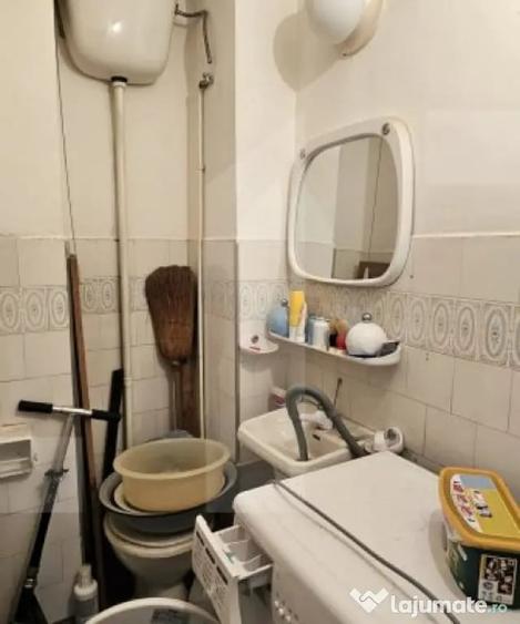 Apartament cu 4 camere decomandat în Simeria