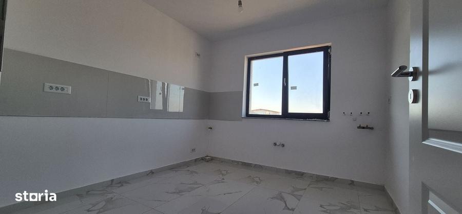Casă cu 4 camere în Clinceni