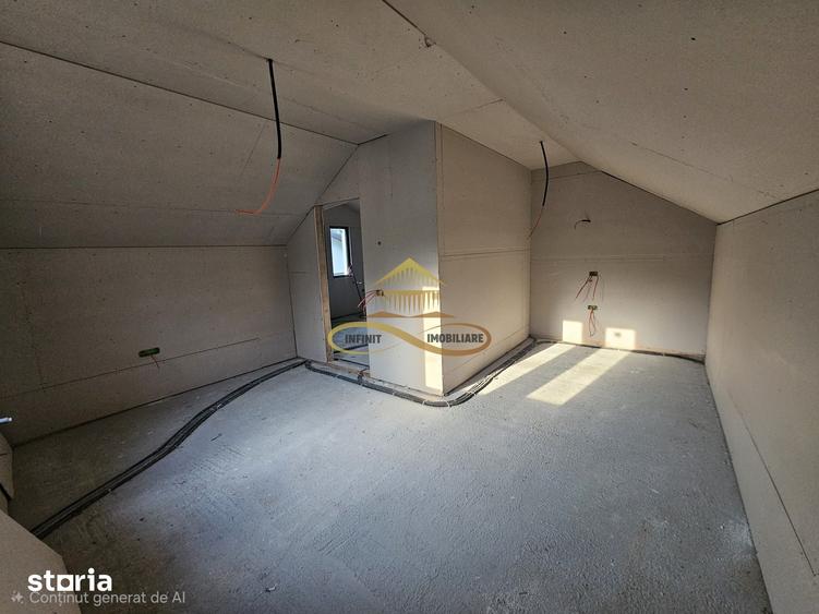 Casă cu 4 camere cu Teren 390 Mp în Gârleni