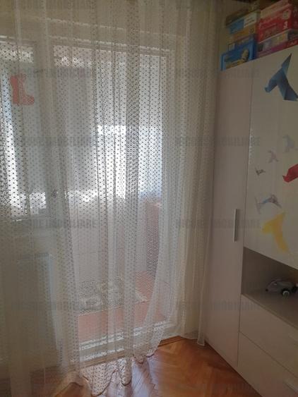 Apartament cu 2 camere decomandat în Girocului