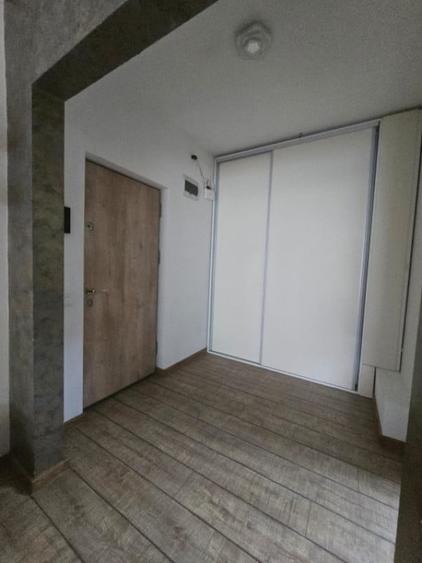Apartament cu 2 camere, 54 mp, zona Centru - 1