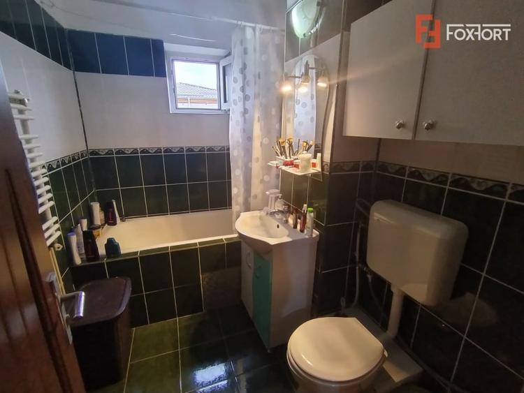 Apartament cu 3 camere decomandat, mobilat în Girocului