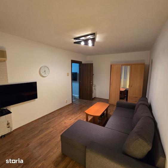 Apartament cu 3 camere în Pantelimon
