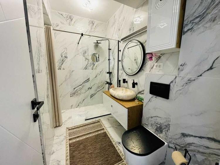 Apartament cu 2 camere semidecomandat în Runcu