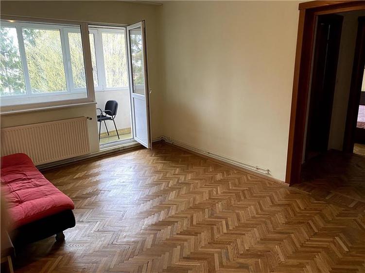 Apartament cu 2 camere semidecomandat, mobilat în Astra