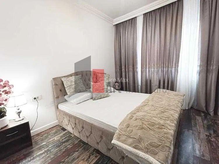 Apartament cu 3 camere decomandat în Politehnica
