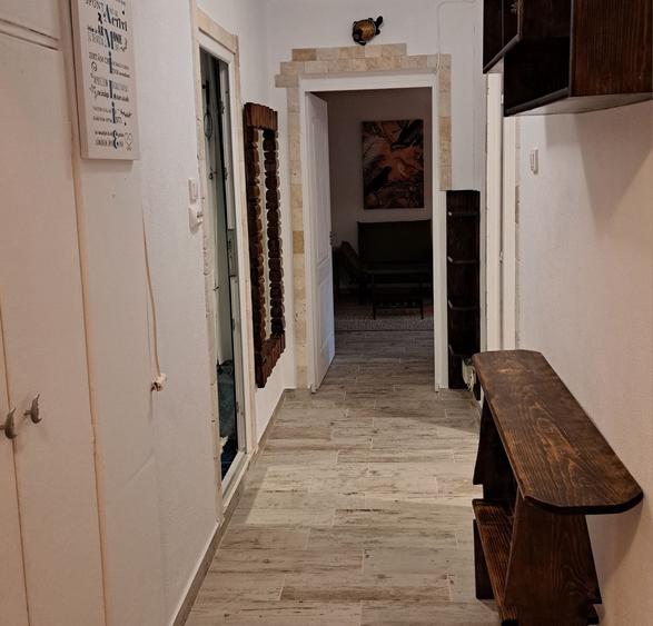 Proprietar,inchiriez ap.2 camere zona Rahova,str.Barca,renovat,aer conditionat,masina spalat,boiler - 4