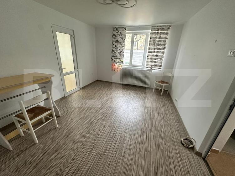 Apartament cu 3 camere decomandat, mobilat în Tudor Vladimirescu