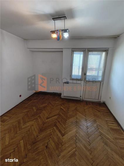 Apartament 3 camere cf1 decomandat zona Micro 3 - 15