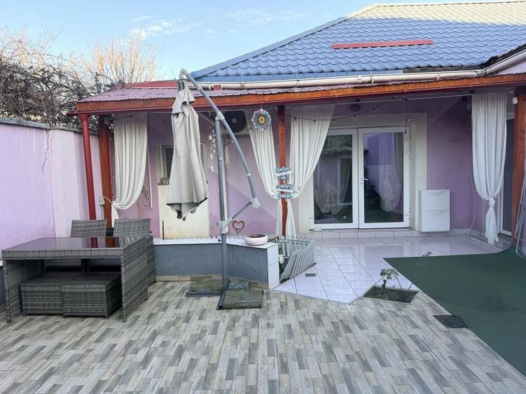 Casă cu 3 camere în Central