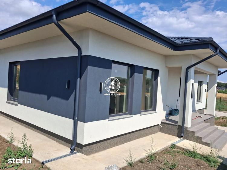 Casă cu 4 camere cu Teren 450 Mp în Rediu