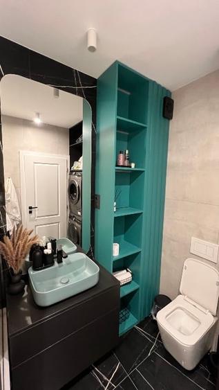 Apartament cu 3 camere semidecomandat, mobilat în Calea Călărașilor