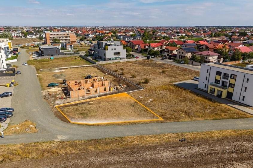 Teren Construcții intravilan de 600 mp, în Dumbrăvița
