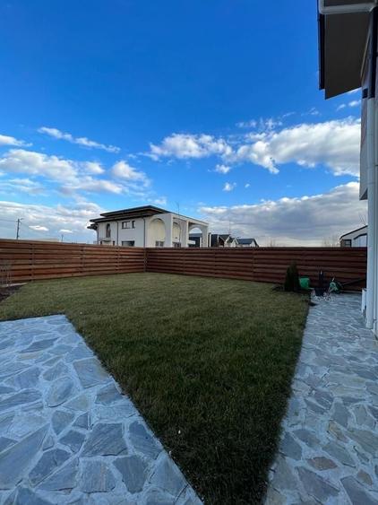 Casă cu 3 camere cu Teren 250 Mp în Nord