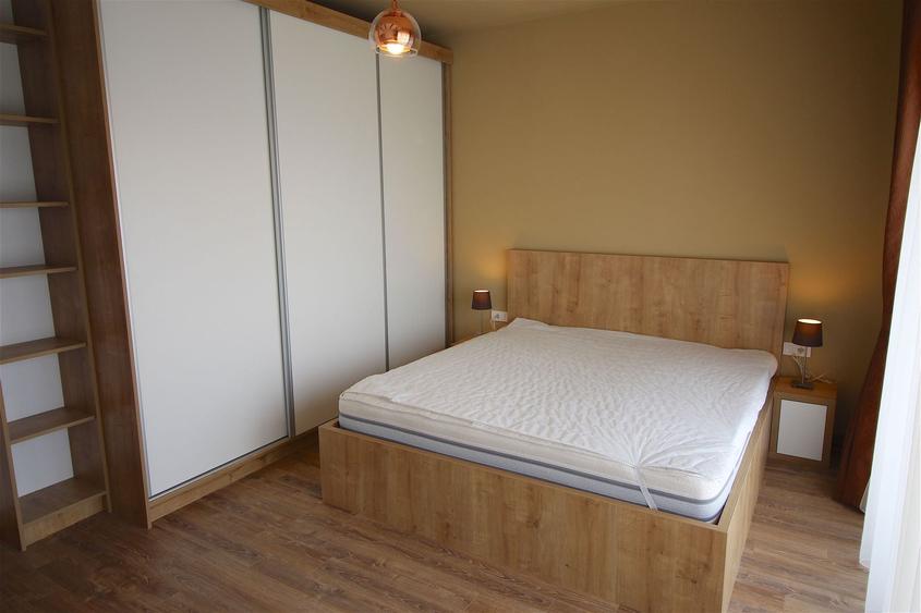Apartament cu 3 camere decomandat, mobilat în Nord