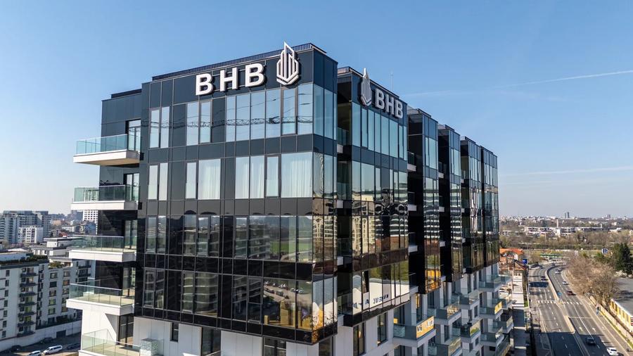 Apartament cu 3 camere decomandat în Floreasca