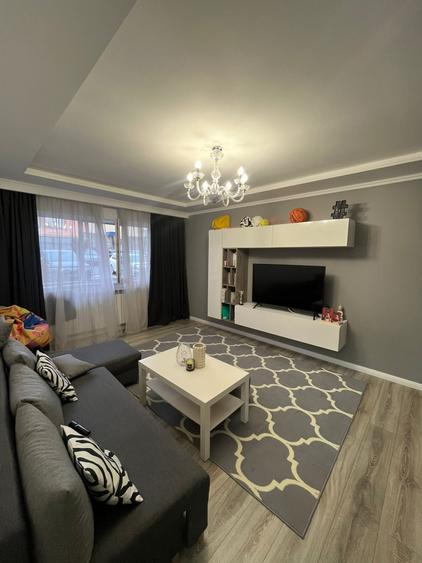 Apartament cu 3 camere decomandat în Mărăști — fotografia 1