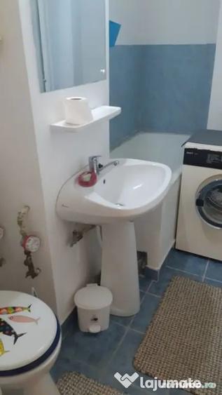 Garsonieră decomandată în Gării