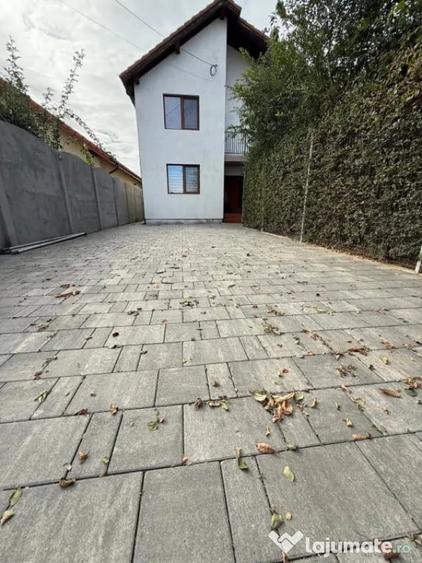 Casă cu 5 camere cu Teren 506 Mp în Giroc