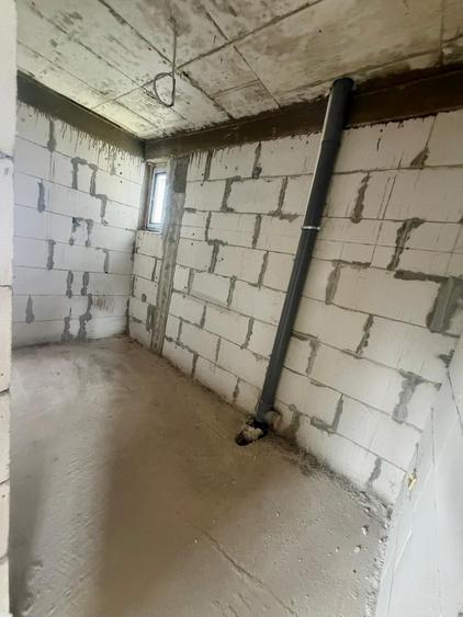 Apartament cu 3 camere în Micești