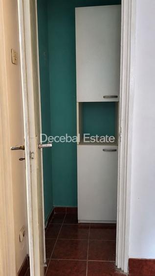 Apartament cu 2 camere decomandat în Baba Novac