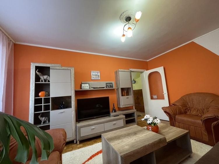 Apartament cu 3 camere în Central