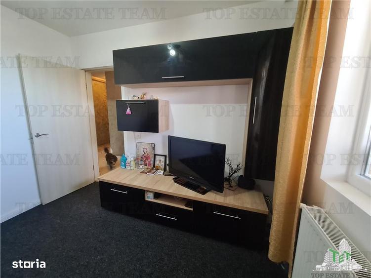 Apartament cu 2 camere decomandat, mobilat în Central