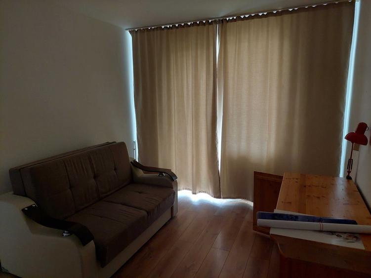 Apartament cu 2 camere decomandat în Solidarității