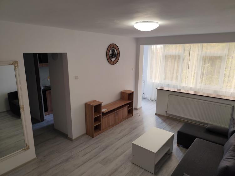 Apartament cu 2 camere semidecomandat în Țiglina 2