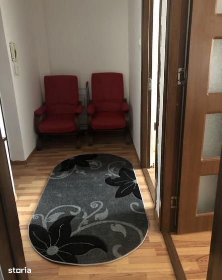 Garsonieră decomandată în Calea București