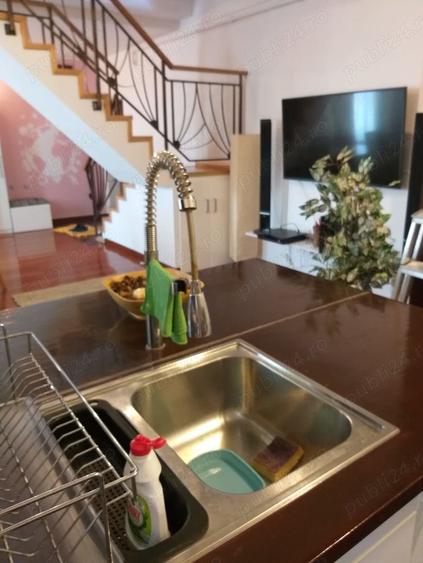 Apartament cu 4 camere semidecomandat în Bragadiru