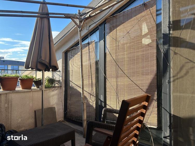 Apartament cu 4 camere în Centrul Civic