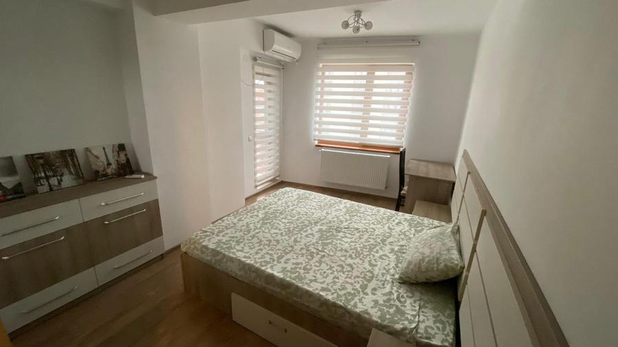 Apartament cu 2 camere, mobilat în Palat