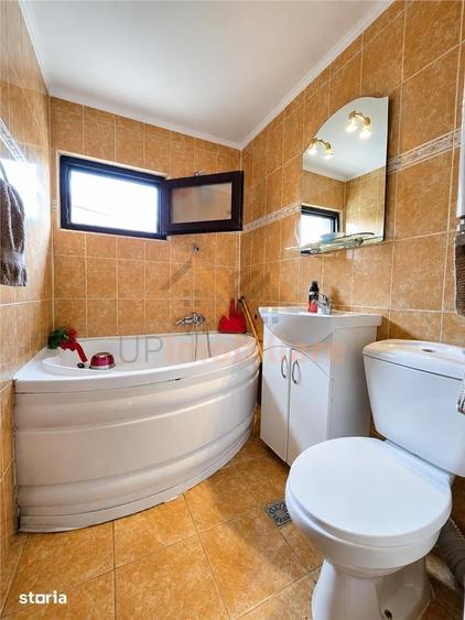 Apartament cu 2 camere semidecomandat în Rogerius