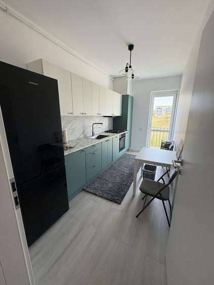 Apartament cu 2 camere semidecomandat în Giroc