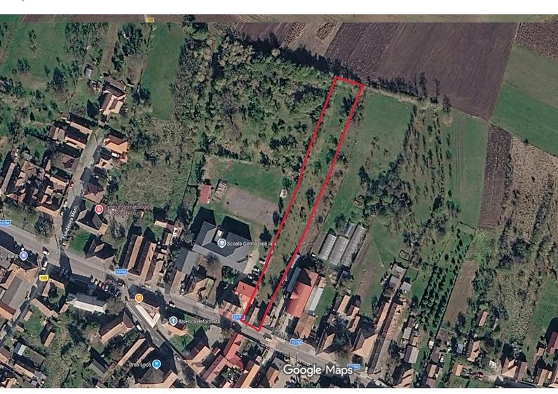 Casă cu Teren 30000 Mp în Iara