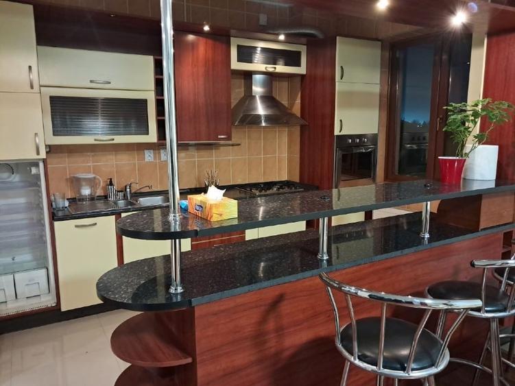 Apartament cu 3 camere decomandat, mobilat în Aviatorilor