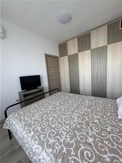 Apartament cu 2 camere decomandat, mobilat în Exterior Est