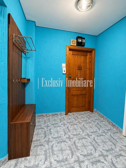 Apartament cu 2 camere decomandat în Casa de Cultură
