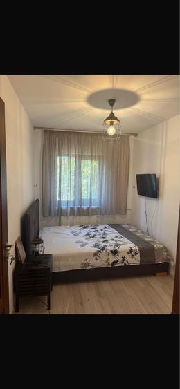 Apartament cu 3 camere în 9 Mai
