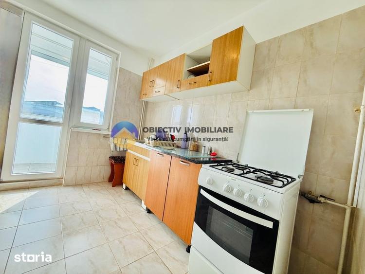 Apartament cu 2 camere decomandat în Precista
